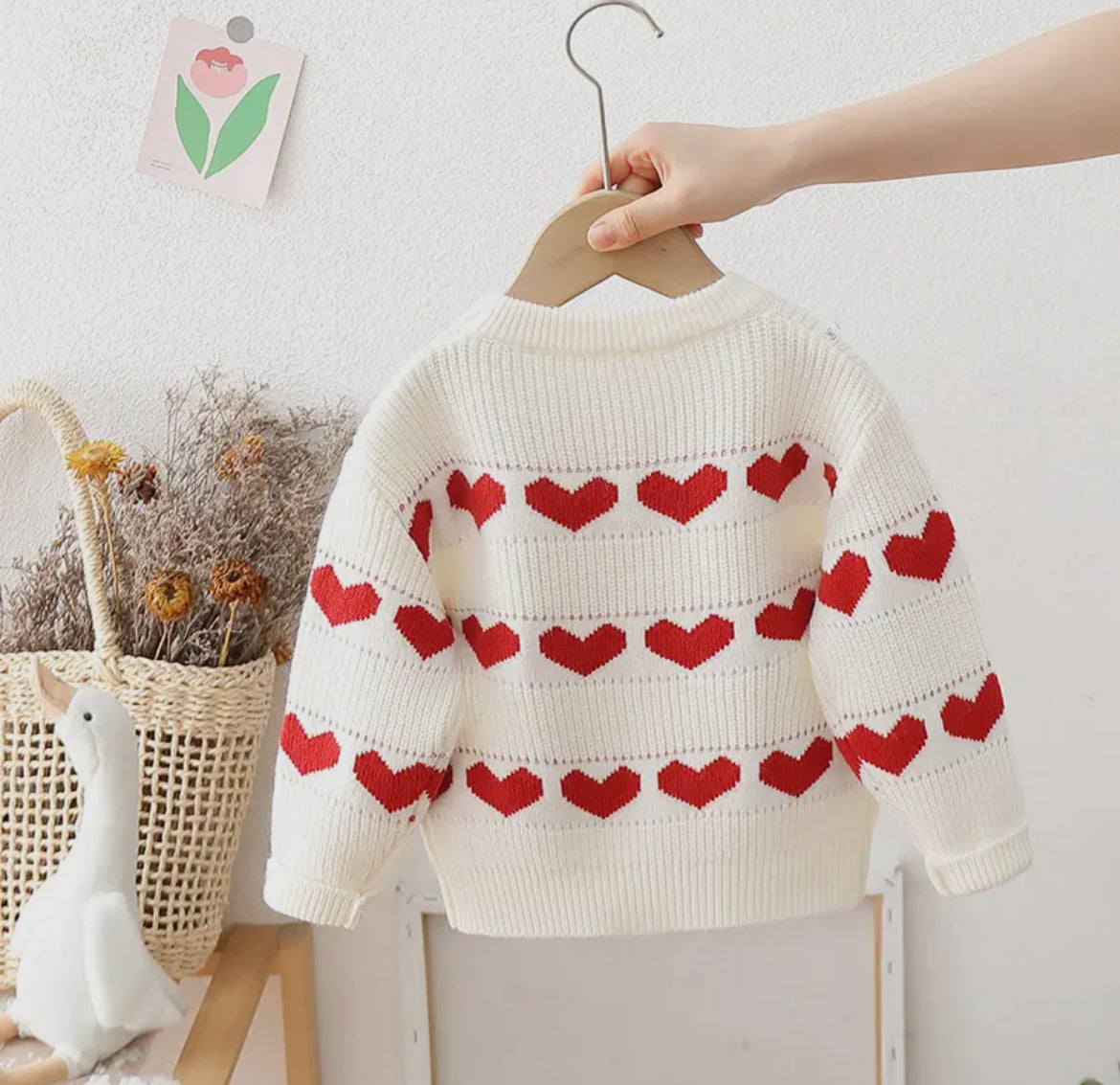 Girls' Love Heart Jacquard
Crew Neck Sweater ❤️